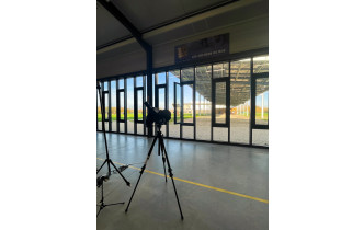 Nos archers peuvent s'entraîner toute l'année sur les distances extérieures, grâce à notre pas de tir intérieur.